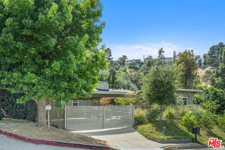 3641 Woodcliff Road, Los Angeles, California 91403