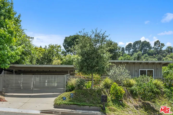 3641 Woodcliff Road, Los Angeles, California 91403