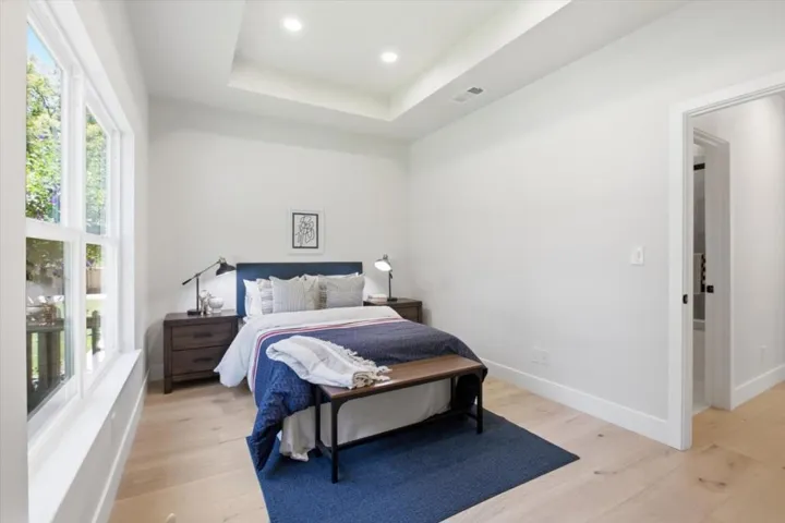 320 Center Street, Redwood City, California 94061