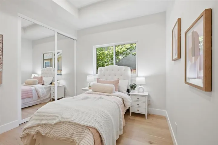 320 Center Street, Redwood City, California 94061