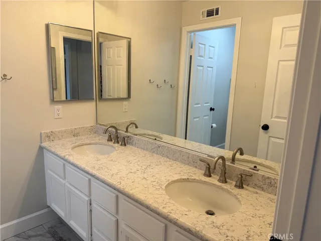 15 Field Point, Rancho Santa Margarita, California 92679