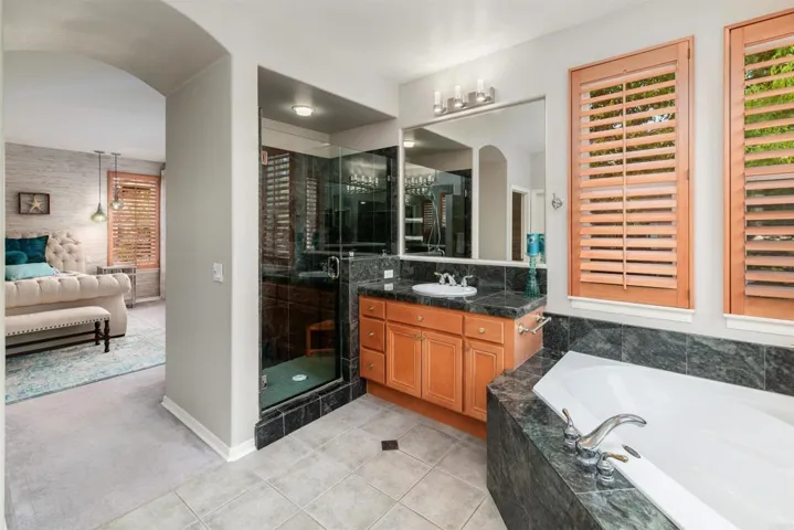 3048 Via Romaza, Carlsbad, California 92009