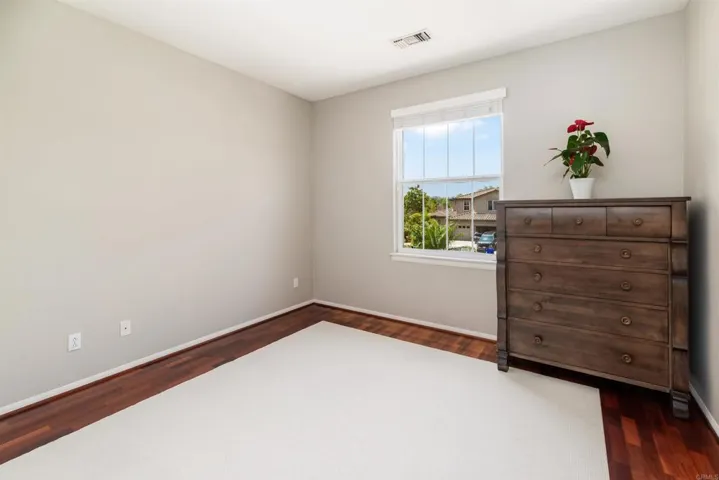 3048 Via Romaza, Carlsbad, California 92009