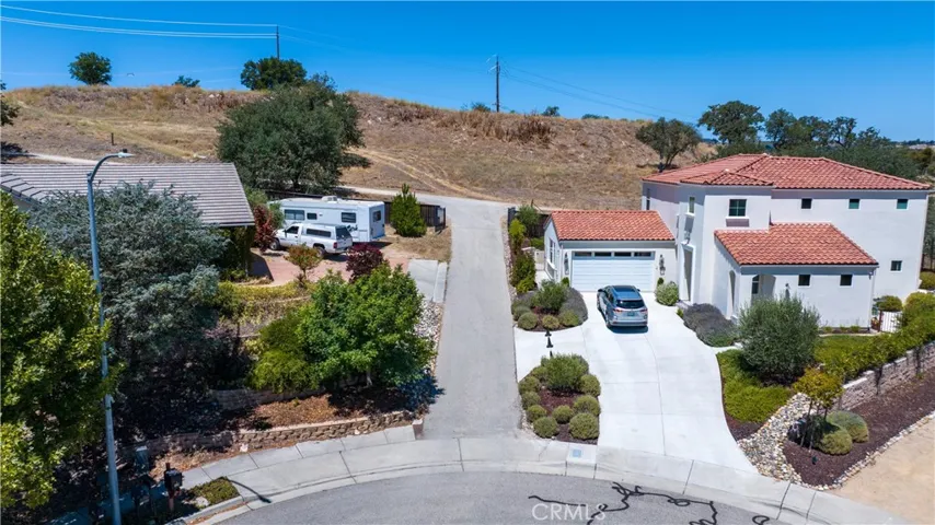 0 Navajo/river, Paso Robles, California 93446