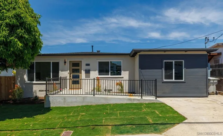 866 Merlin Dr, San Diego, California 92114