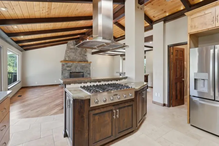 17200 Copper Hill Drive, Morgan Hill, California 95037