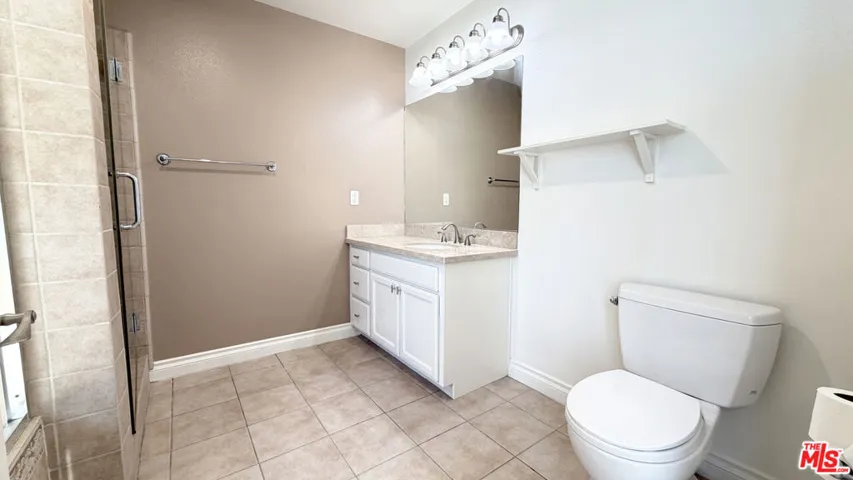 956 S Wilton Place 401, Los Angeles, California 90019