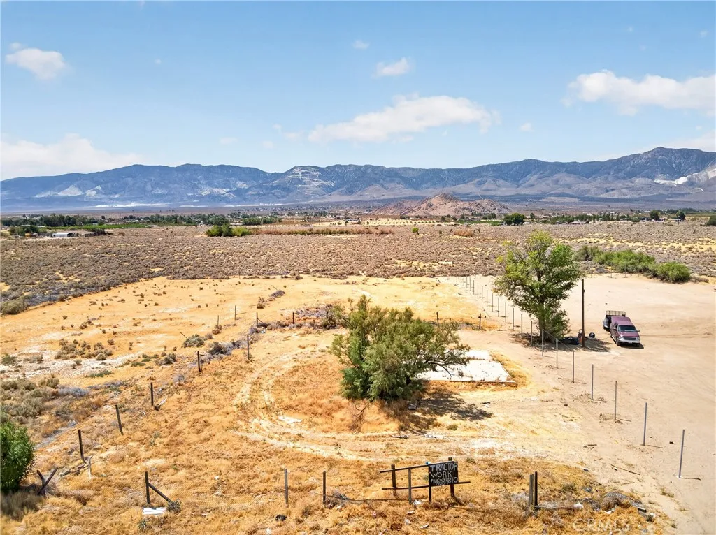 700 Ca-18, Lucerne Valley, California 92356 — photo 5