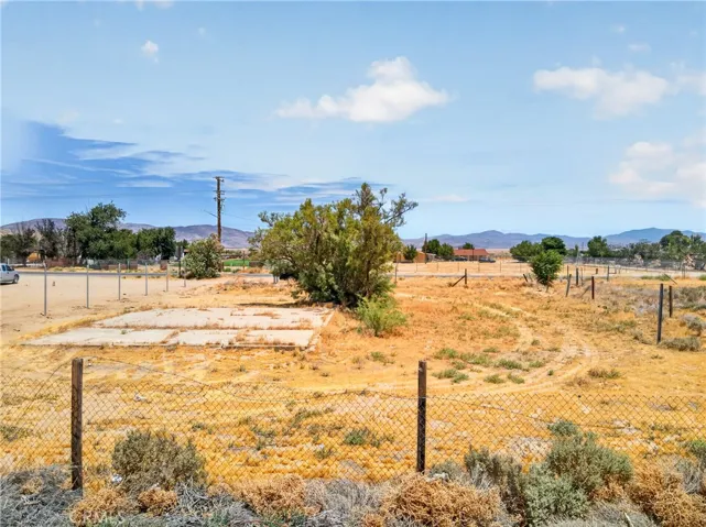 700 Ca-18, Lucerne Valley, California 92356