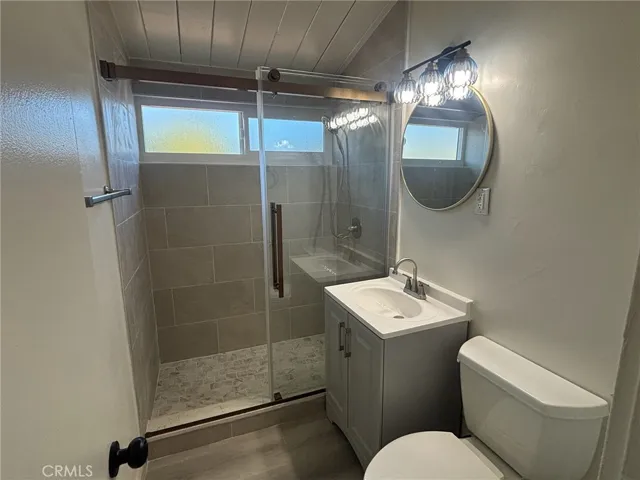 2nd bathroom