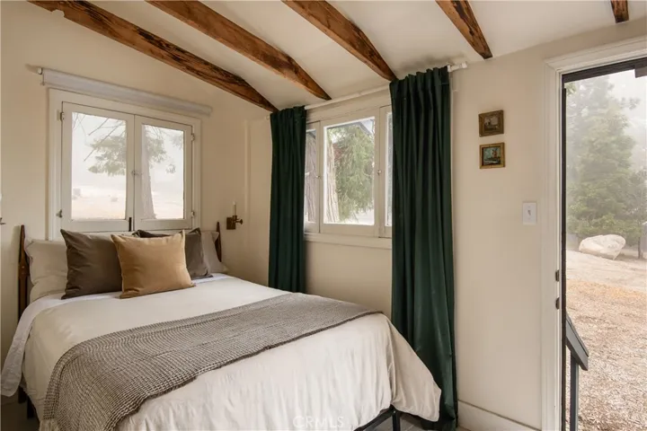 25807 State Highway 189, Twin Peaks, California 92391
