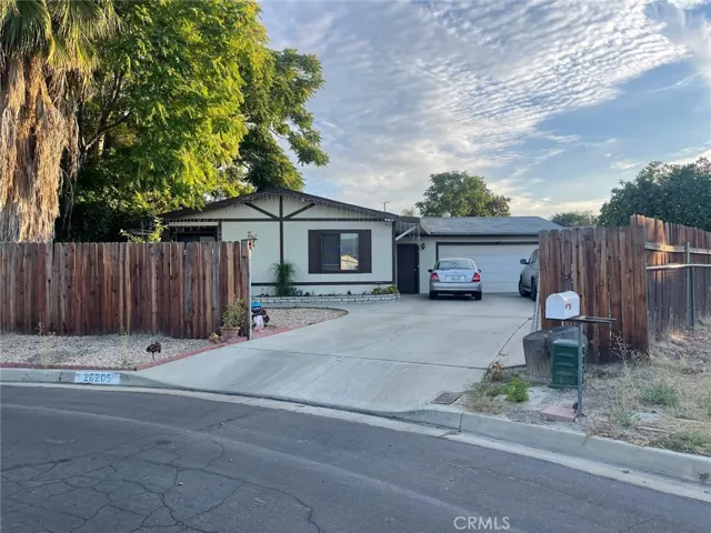 26205 Frazier, Hemet, California 92544