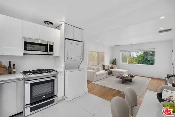 119 Paloma Avenue G, Venice, California 90291