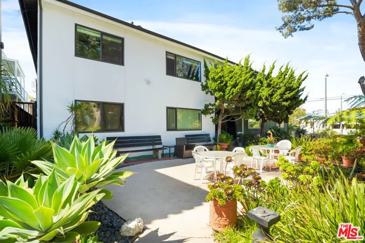 119 Paloma Avenue G, Venice, California 90291