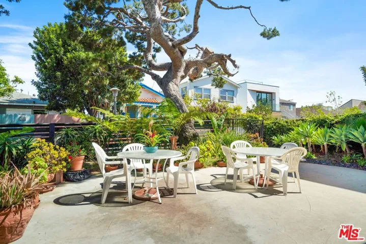 119 Paloma Avenue G, Venice, California 90291