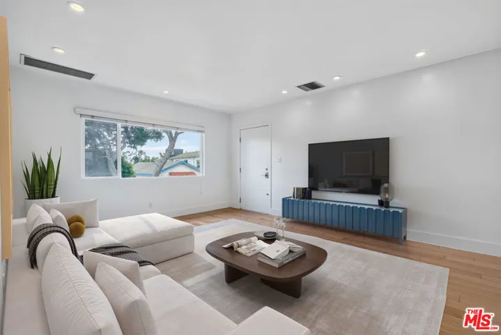 119 Paloma Avenue G, Venice, California 90291