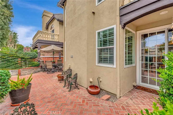 6146 Eaglecrest Drive, Huntington Beach, California 92648
