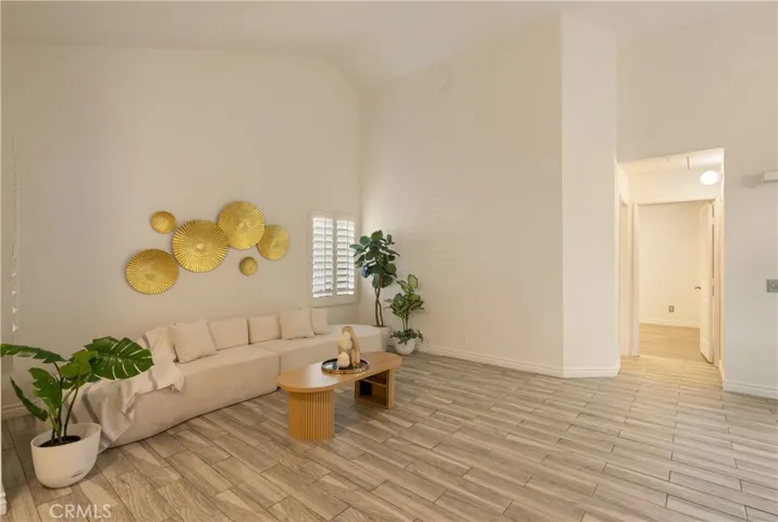 649 E Merion, Ontario, California 91761