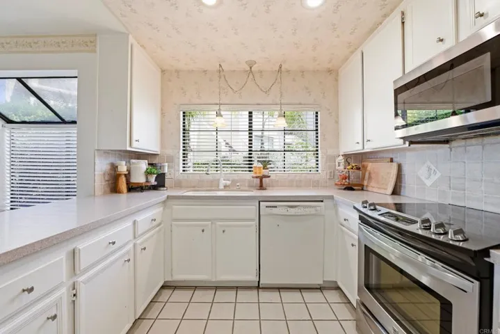 3149 Camino Del Arco, Carlsbad, California 92009