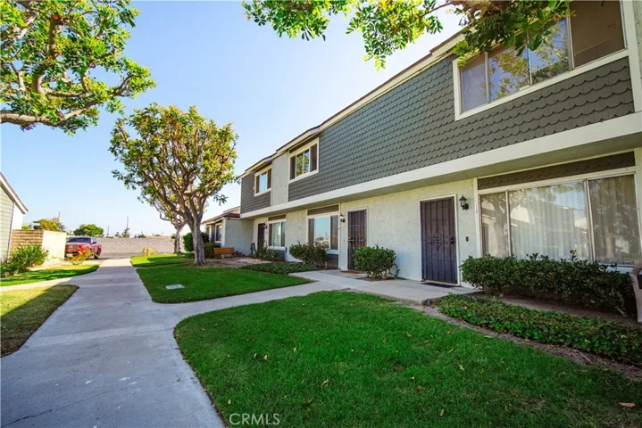 13325 Woodbrook Circle, Garden Grove, California 92844