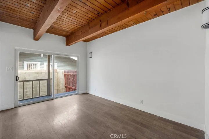 125 E Buckthorn, Inglewood, California 90301