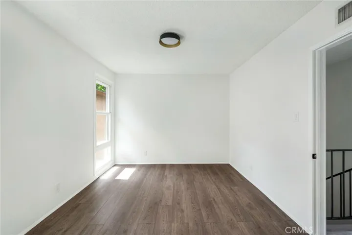 125 E Buckthorn, Inglewood, California 90301