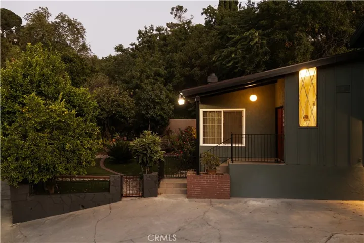 1966 Sunny Heights Drive, Los Angeles, California 90065