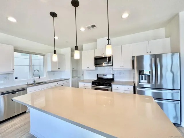 7260 Wembley, San Diego, California 92120