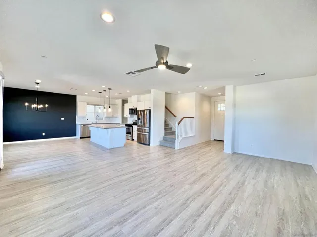 7260 Wembley, San Diego, California 92120