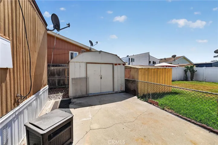 9080 Bloomfield 84, Cypress, California 90630