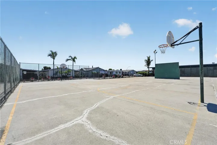 9080 Bloomfield 84, Cypress, California 90630