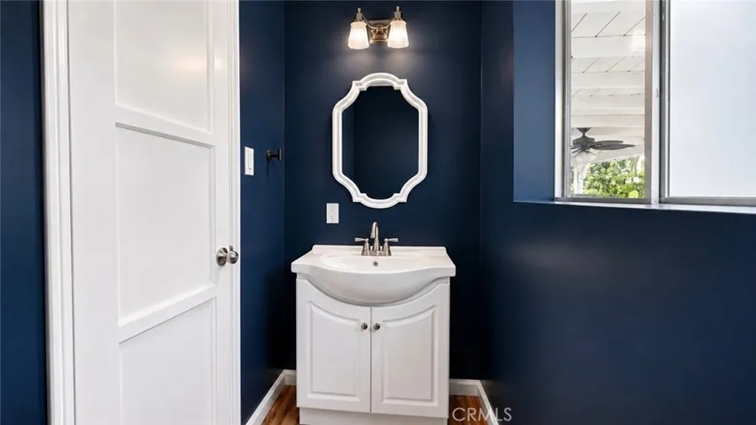 5156 Bascule, Los Angeles, California 91364