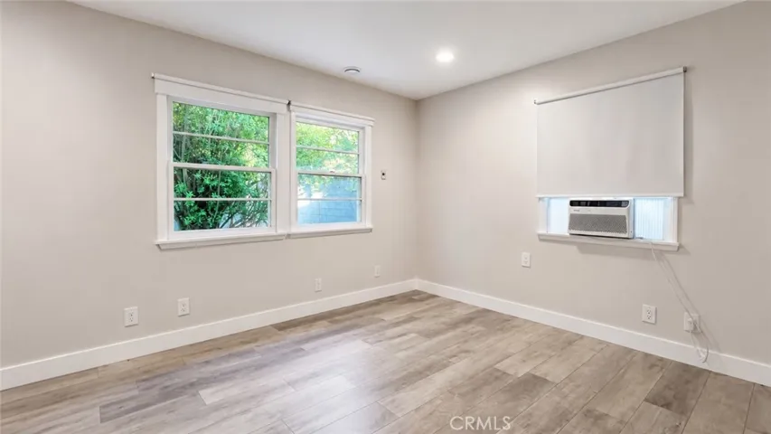 5156 Bascule, Los Angeles, California 91364