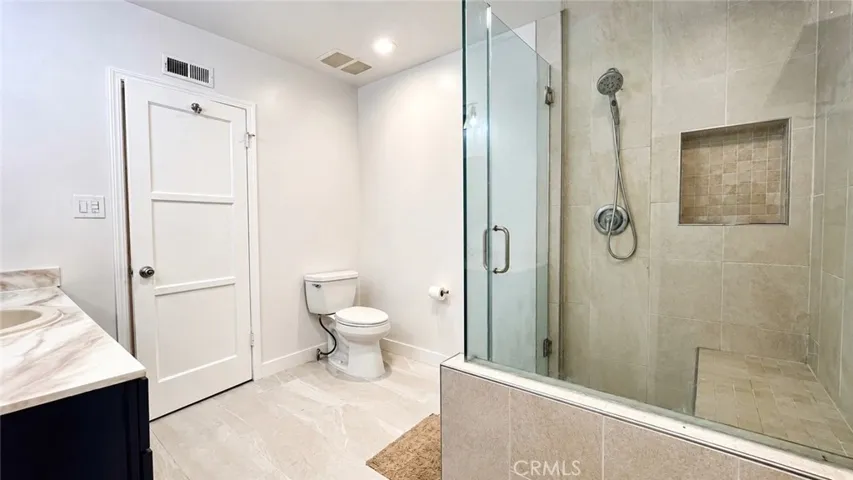 5156 Bascule, Los Angeles, California 91364