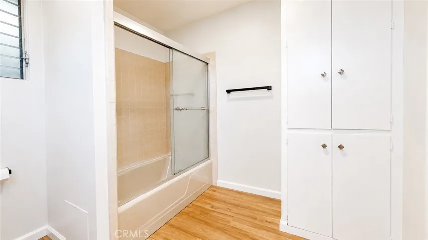 5156 Bascule, Los Angeles, California 91364
