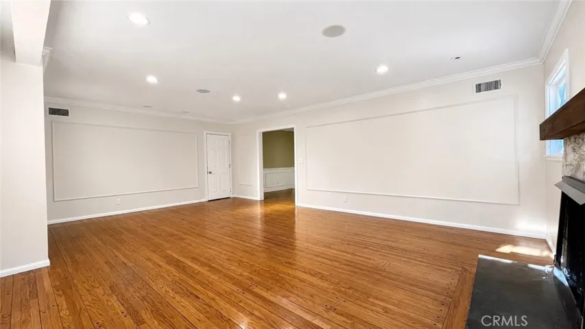 5156 Bascule, Los Angeles, California 91364