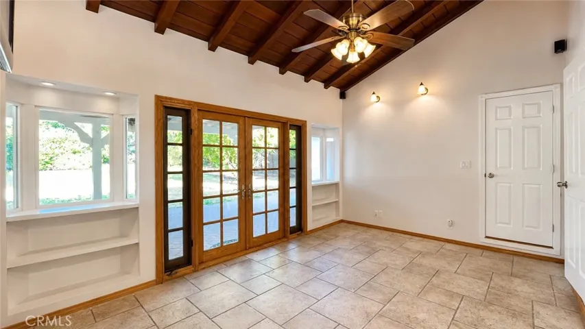 5156 Bascule, Los Angeles, California 91364