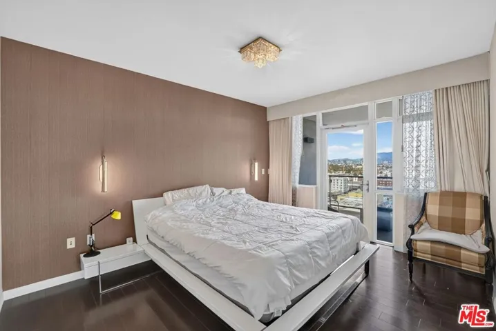3785 Wilshire Boulevard 1212, Los Angeles, California 90010