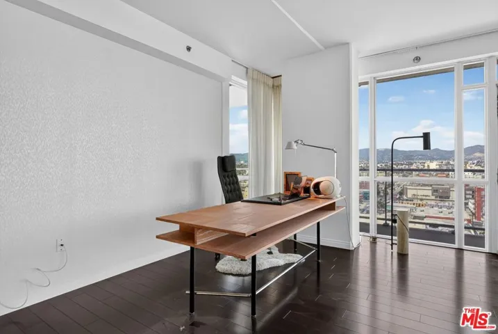 3785 Wilshire Boulevard 1212, Los Angeles, California 90010