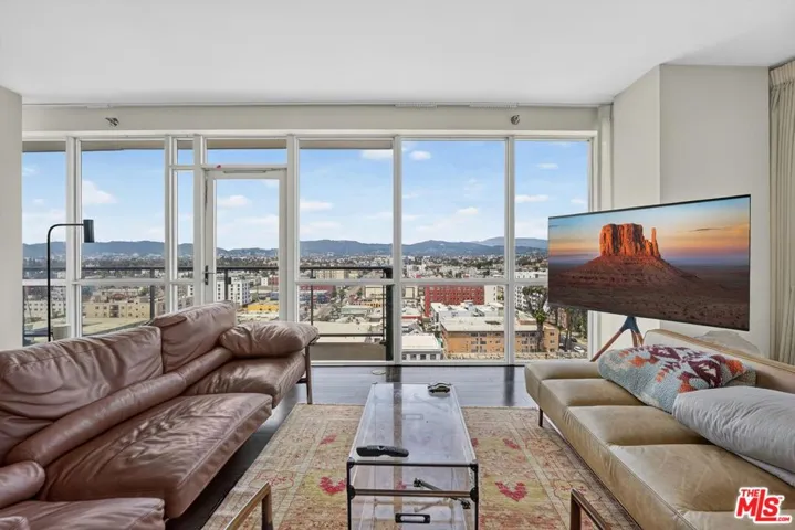 3785 Wilshire Boulevard 1212, Los Angeles, California 90010