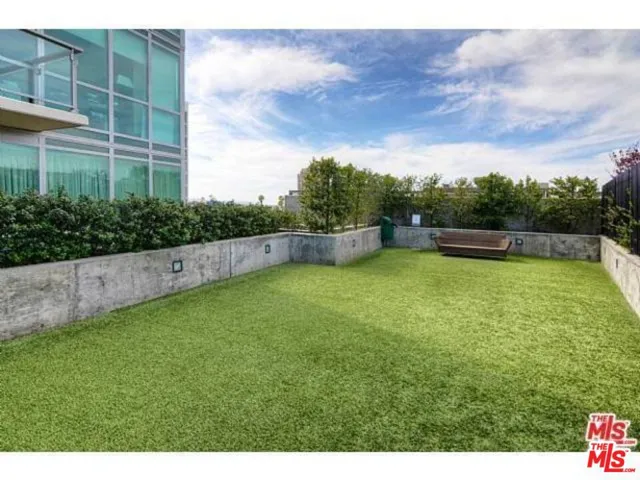 3785 Wilshire Boulevard 1212, Los Angeles, California 90010