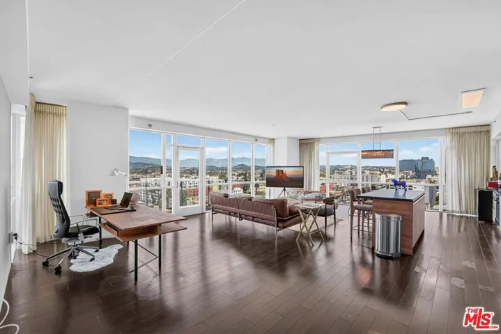 3785 Wilshire Boulevard 1212, Los Angeles, California 90010