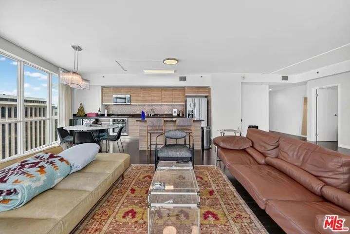 3785 Wilshire Boulevard 1212, Los Angeles, California 90010