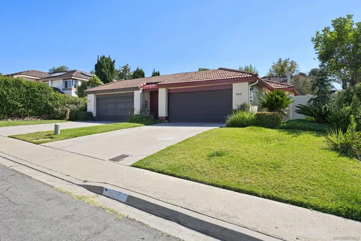 16037 Blazewood Way, San Diego, California 92127