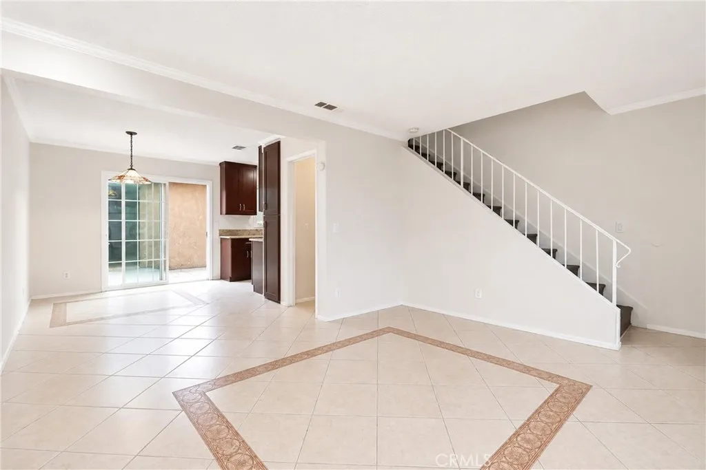 122 E Merrill, Rialto, California 92376 — photo 5