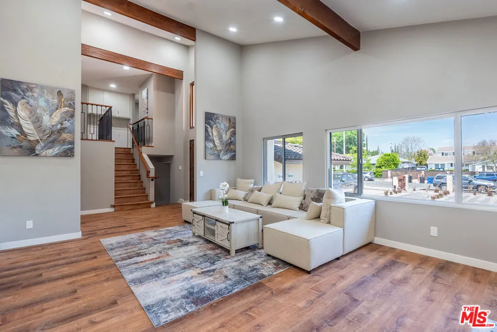 Main House Living