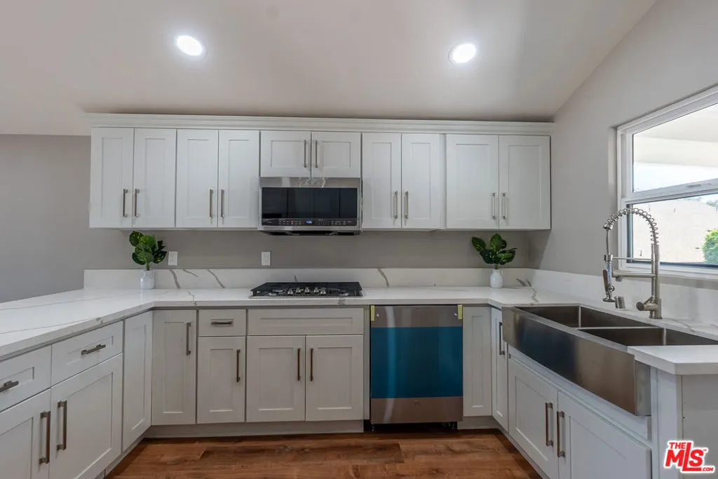 Main House Kitche