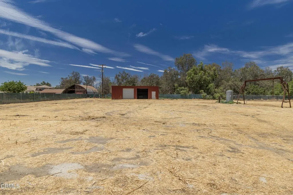 31_back_exterior_8