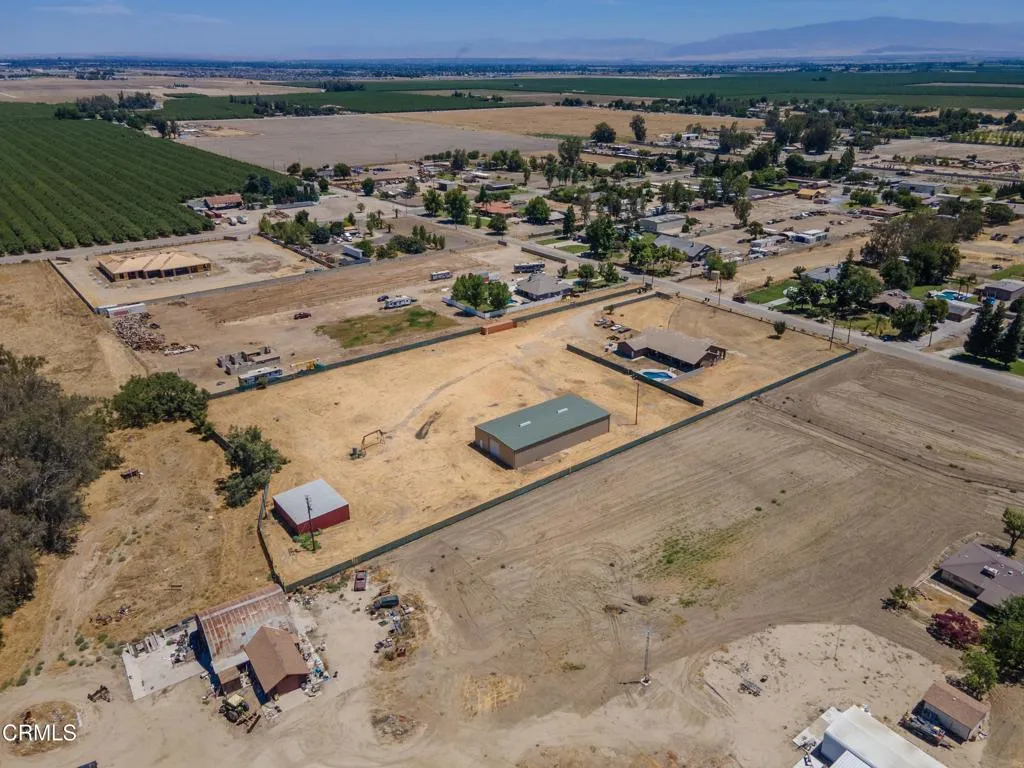 02_aerial_2