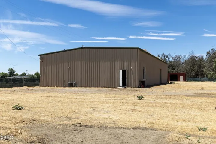 30_back_exterior_7